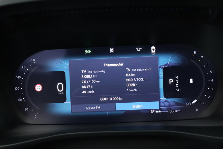 Vehicle Image 13