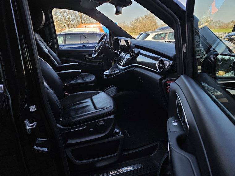Vehicle Image 39