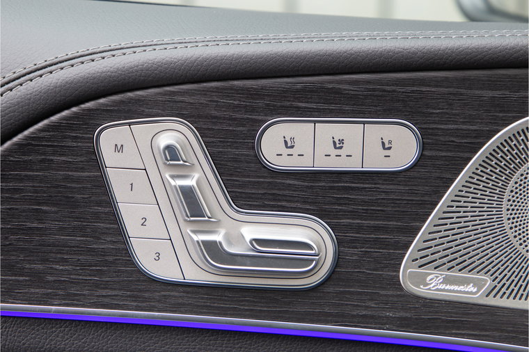 Vehicle Image 32