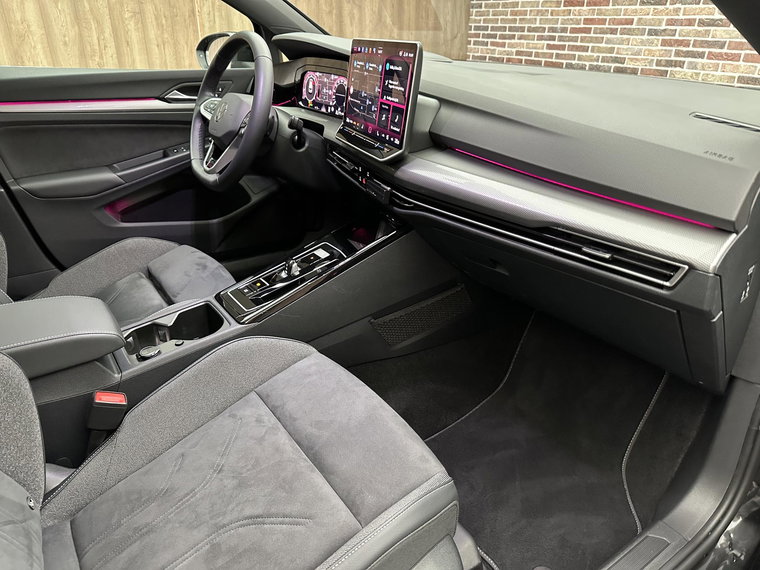 Vehicle Image 37