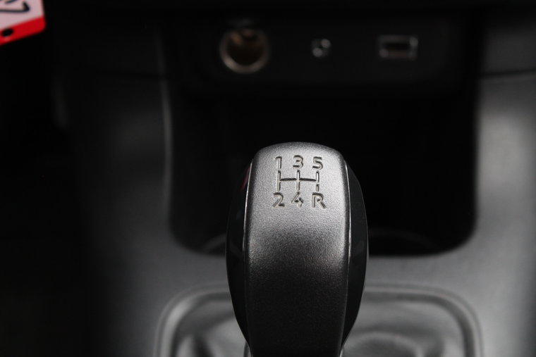 Vehicle Image 27