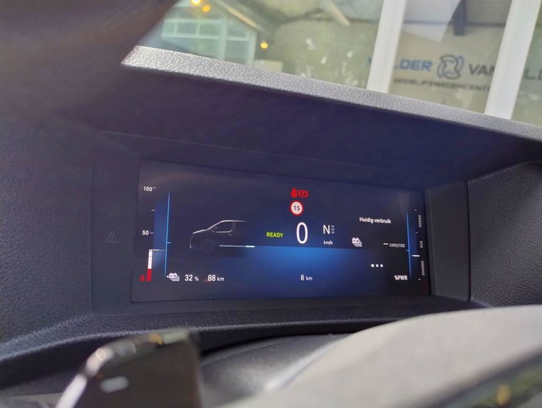 Vehicle Image 35