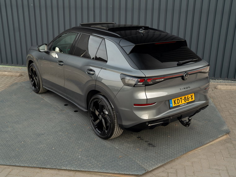 Vehicle Image 48