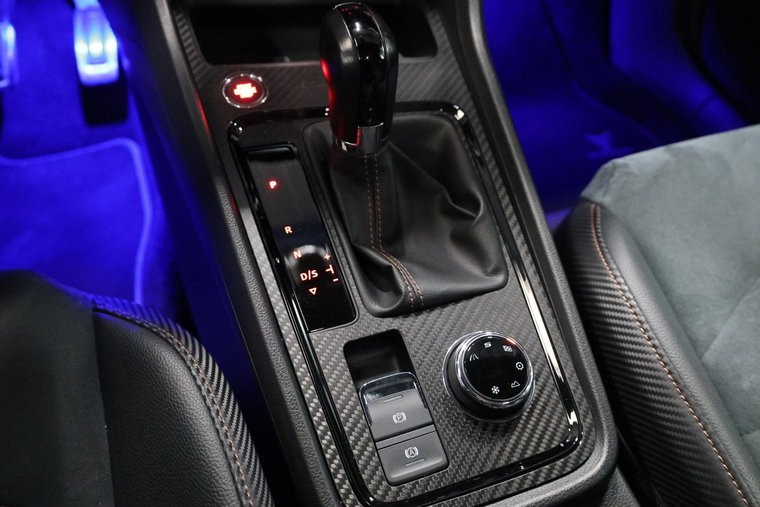 Vehicle Image 24
