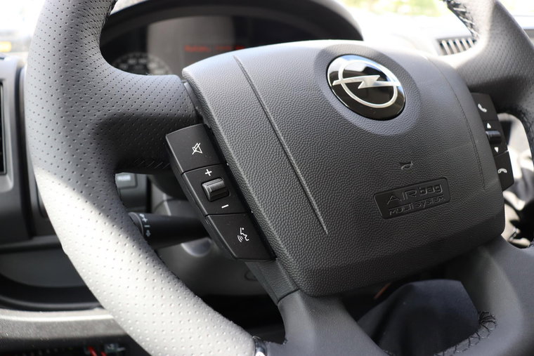 Vehicle Image 22