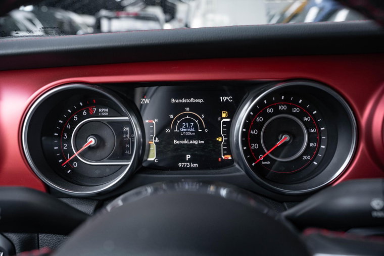 Vehicle Image 37