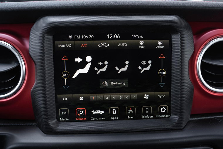 Vehicle Image 45