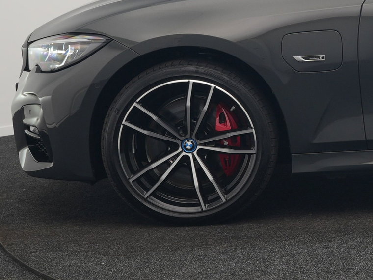 Vehicle Image 50