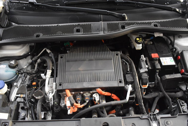 Vehicle Image 36