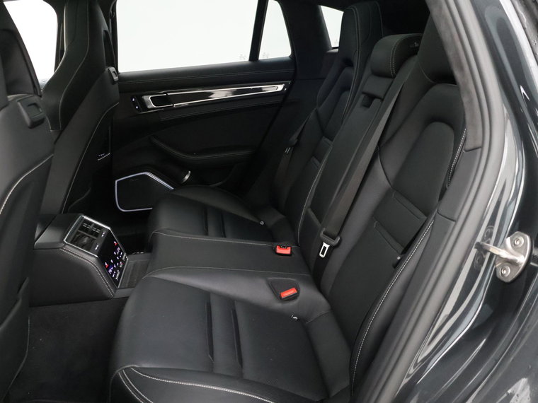Vehicle Image 40