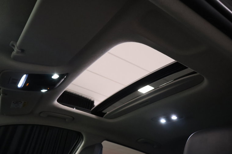 Vehicle Image 31