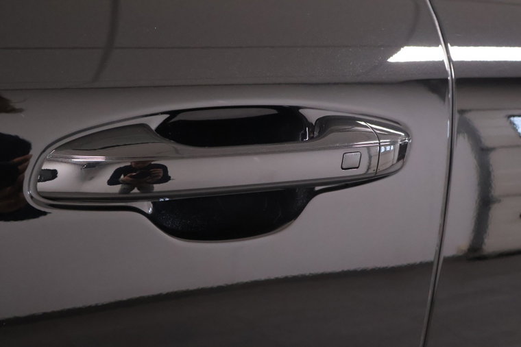 Vehicle Image 35