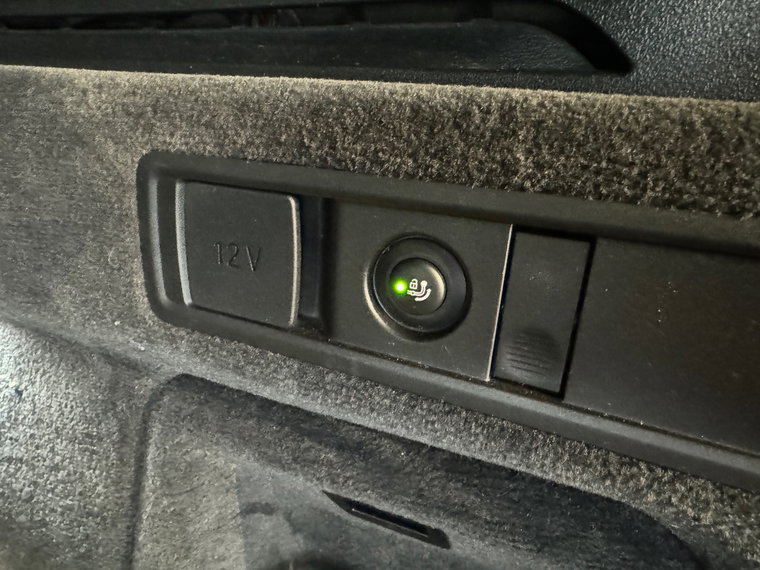 Vehicle Image 27