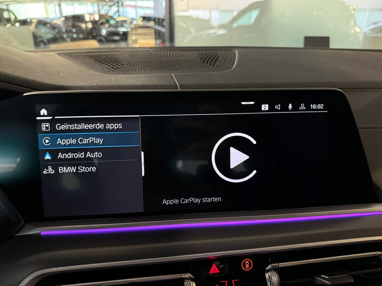 Vehicle Image 36