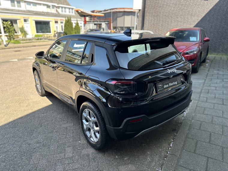 Vehicle Image 35