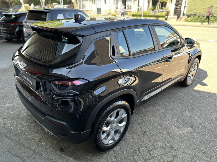 Vehicle Image 36