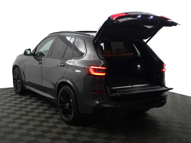 Vehicle Image 40