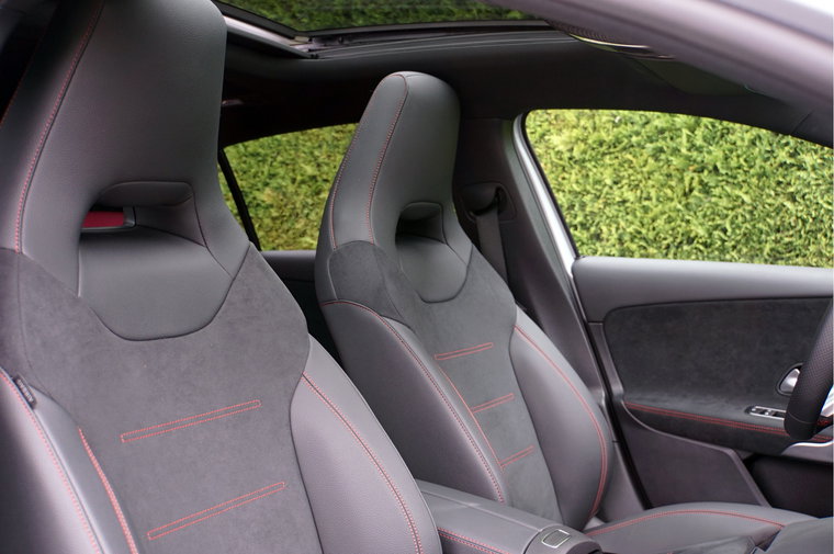 Vehicle Image 31