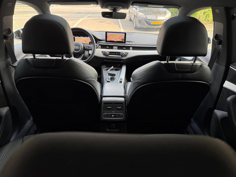 Vehicle Image 40