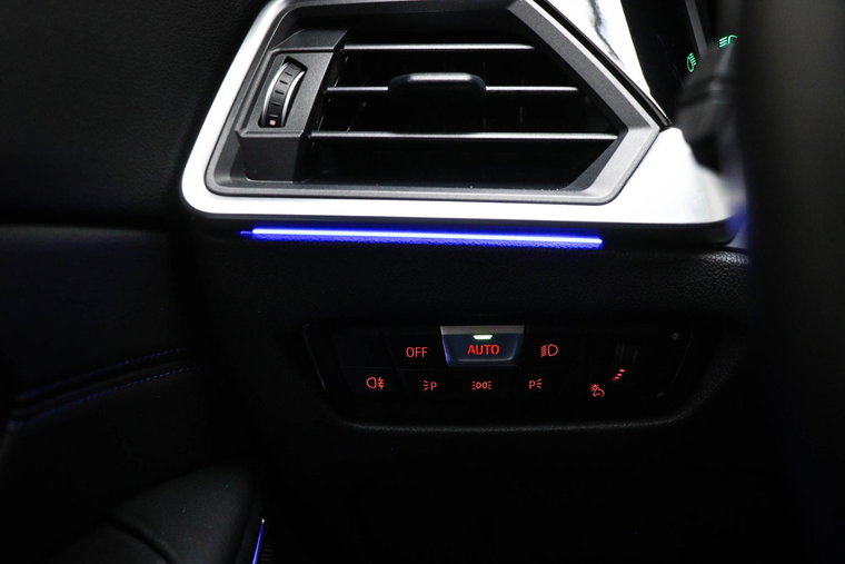 Vehicle Image 39
