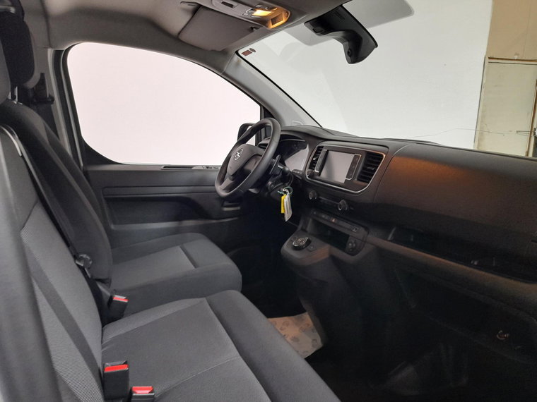 Vehicle Image 33