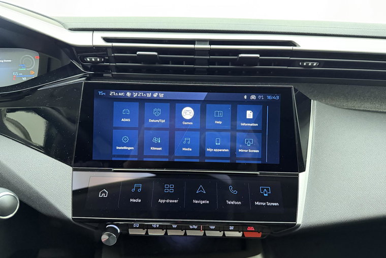 Vehicle Image 30