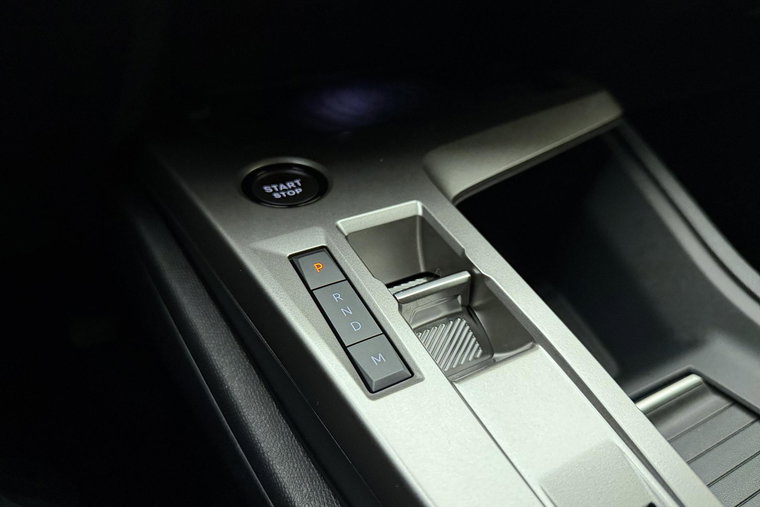 Vehicle Image 33