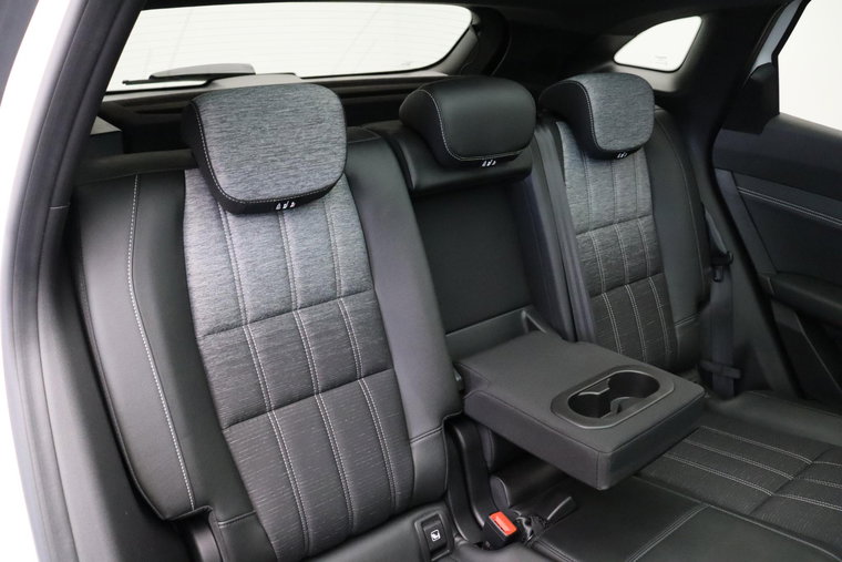 Vehicle Image 39