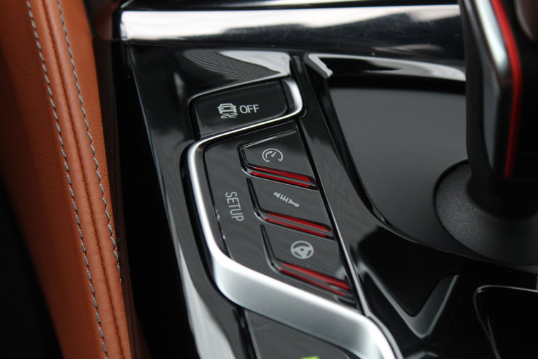 Vehicle Image 36