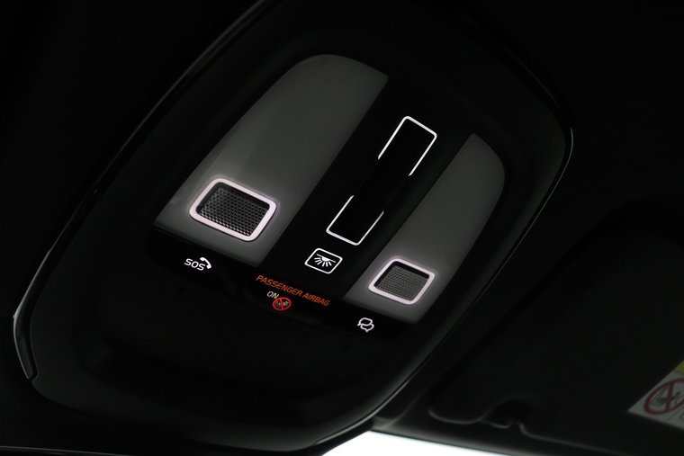 Vehicle Image 36
