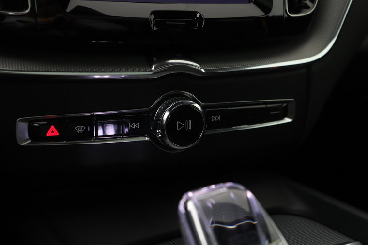 Vehicle Image 39