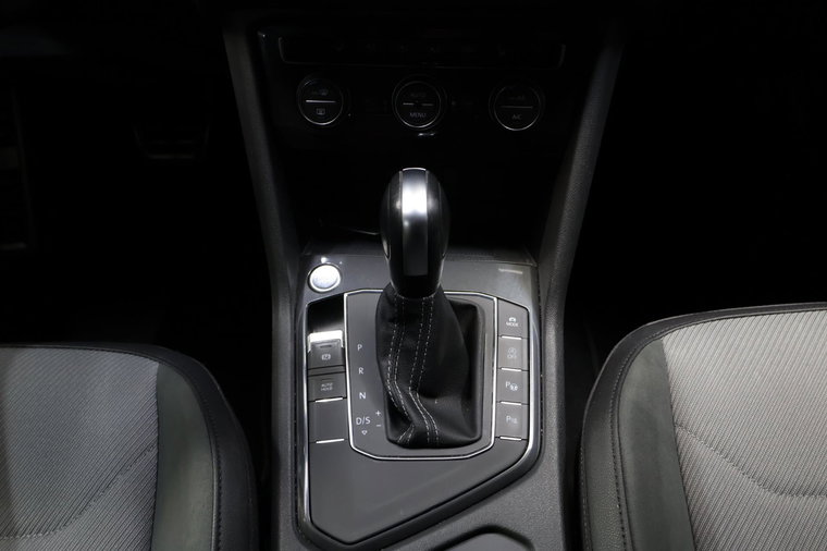 Vehicle Image 38