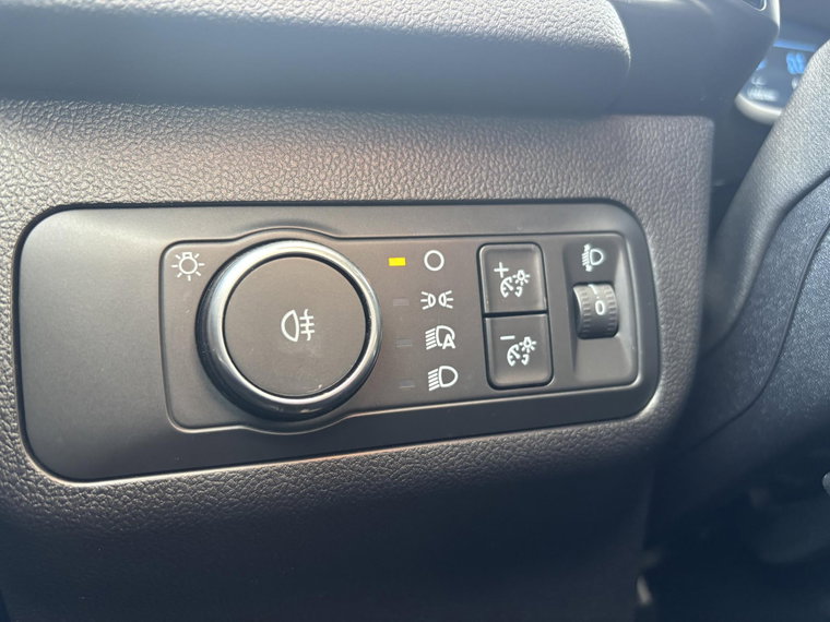 Vehicle Image 24