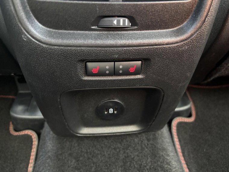 Vehicle Image 29