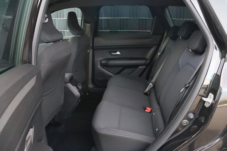 Vehicle Image 23