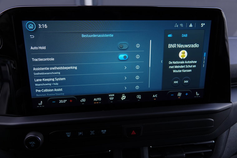 Vehicle Image 39