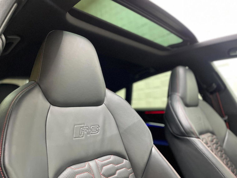 Vehicle Image 37