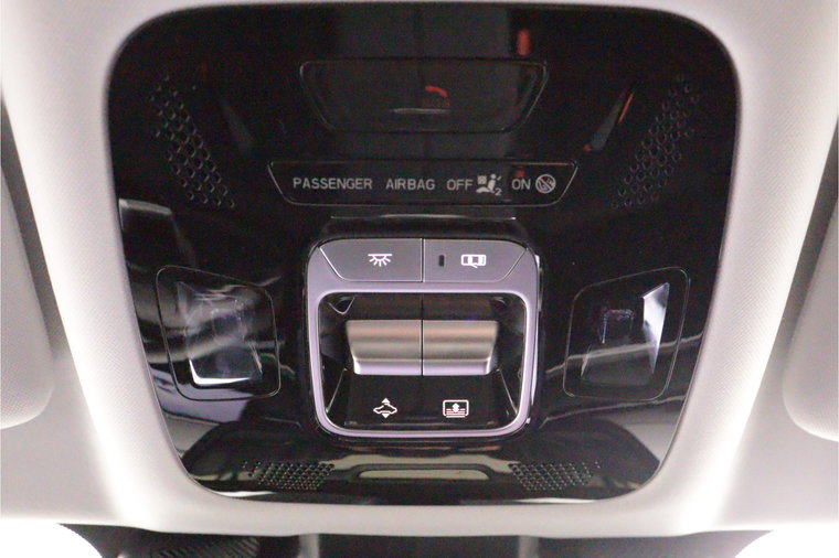 Vehicle Image 52