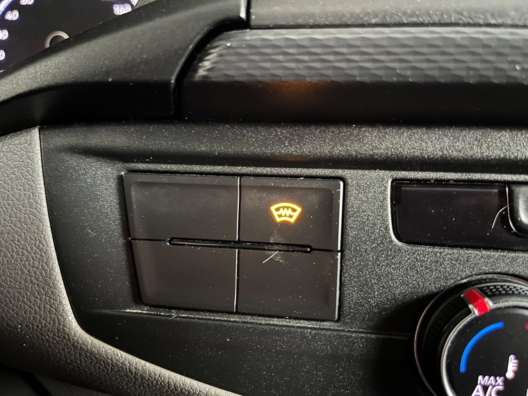 Vehicle Image 23