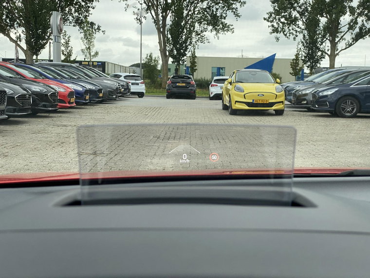 Vehicle Image 28