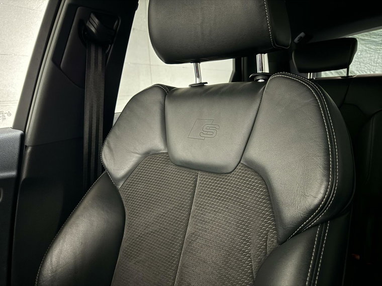 Vehicle Image 47
