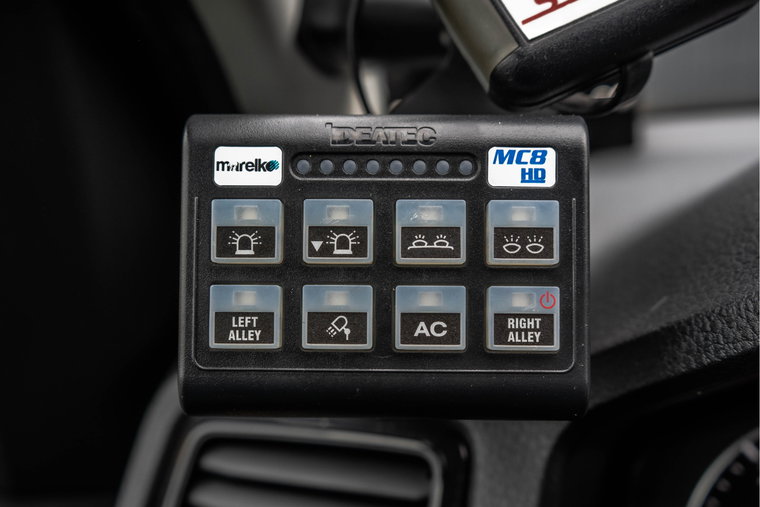 Vehicle Image 24