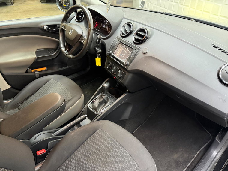 Vehicle Image 26