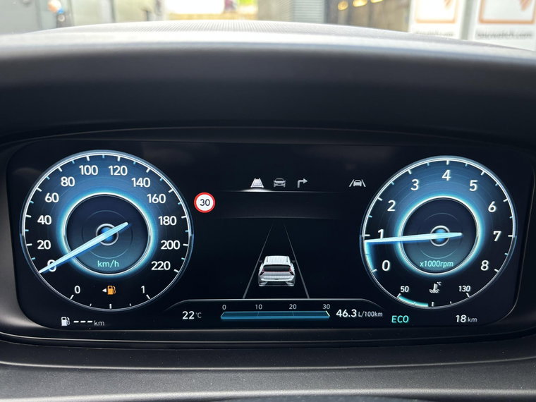 Vehicle Image 22