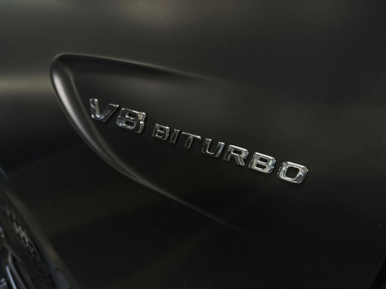 Vehicle Image 32