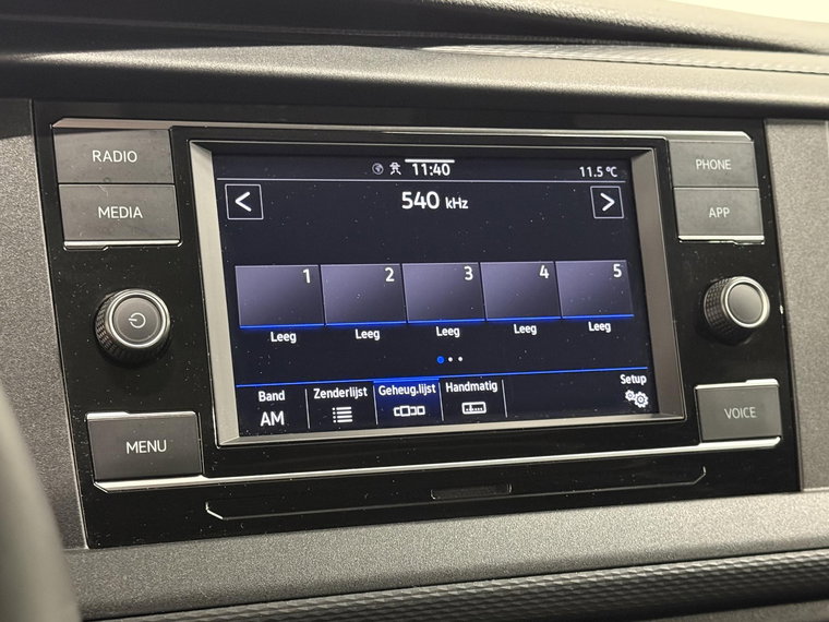 Vehicle Image 26