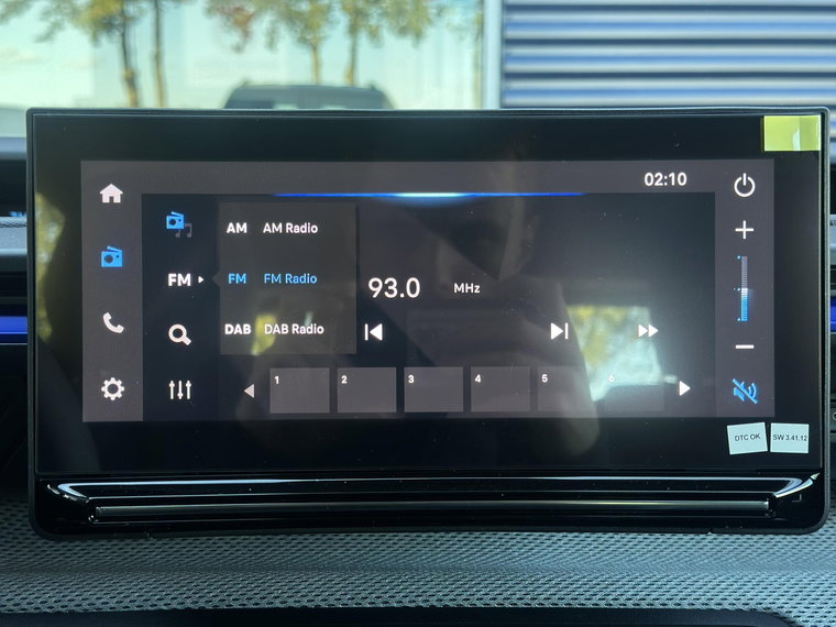 Vehicle Image 14