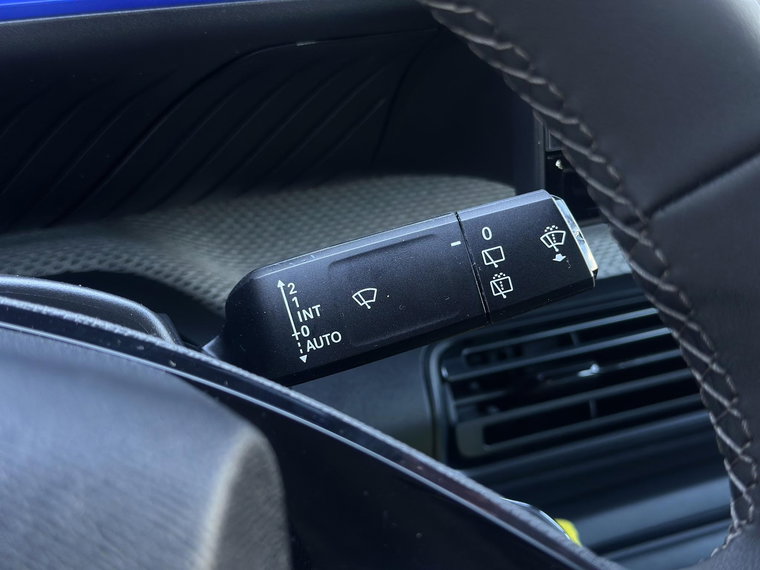 Vehicle Image 27