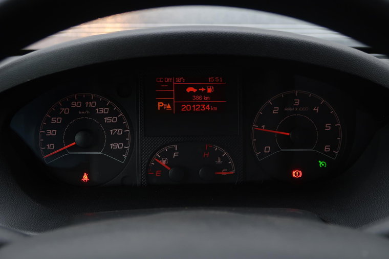 Vehicle Image 14
