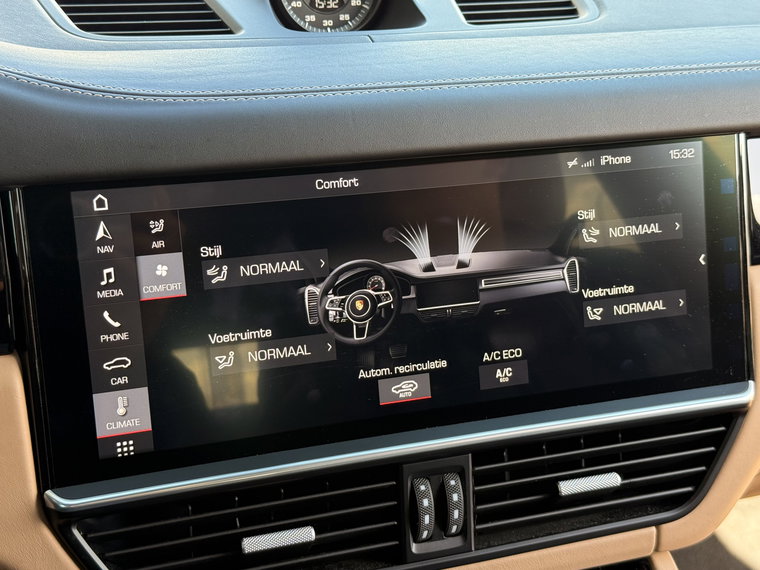 Vehicle Image 45